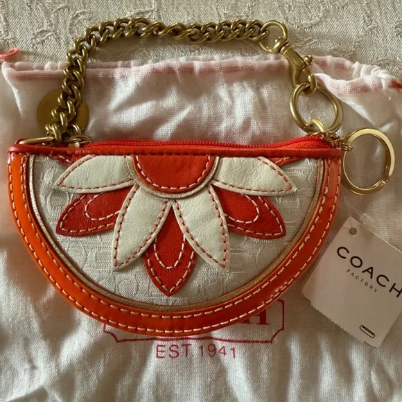 COLLECTORS*RARE* NEW COACH ORANGE SLICE Mini purse w/ Brass & coin insignia Y2K - Picture 3 of 3